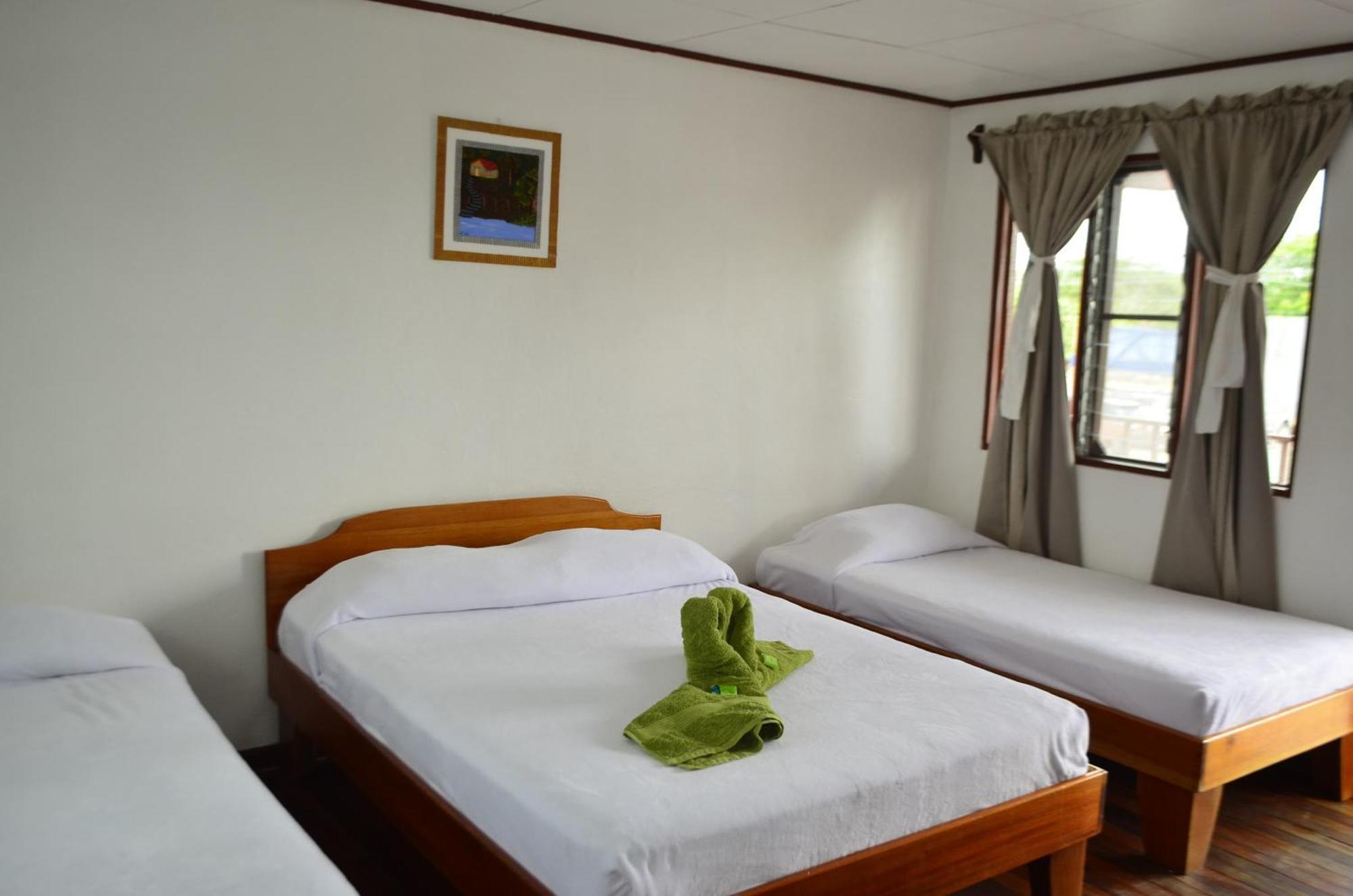 Hotel Sierpe River- Oleaje Sereno Экстерьер фото